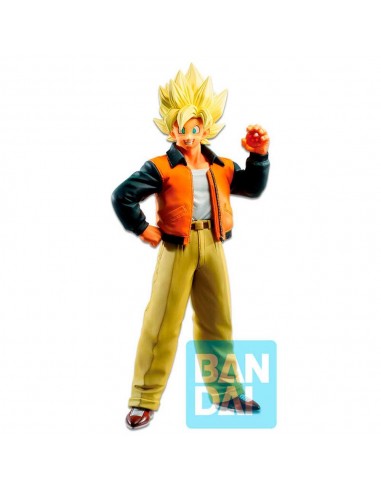 Figura de Son Goku con una bola de dragón en la mano 